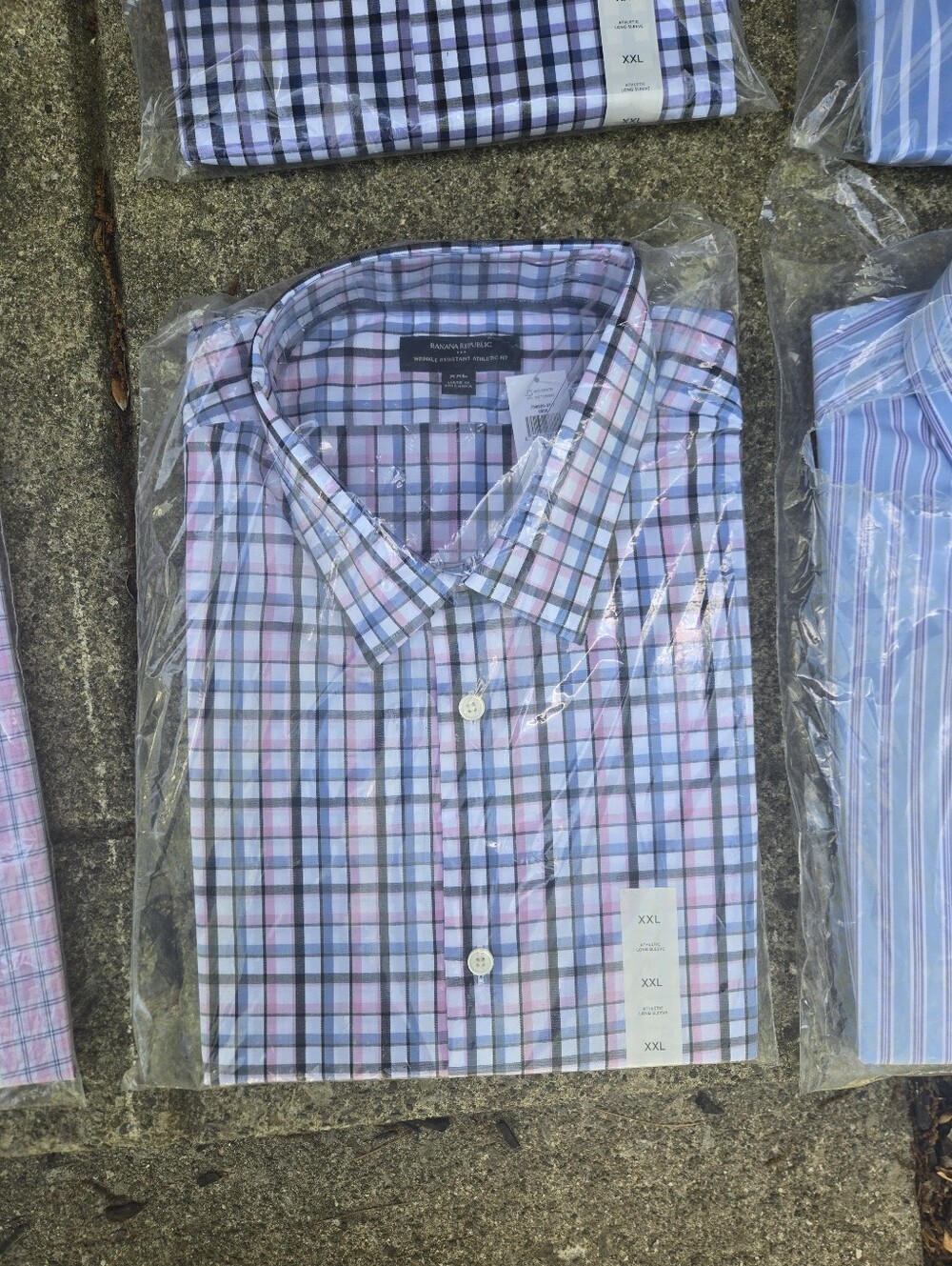 NWT Banana Republic Long Sleeve Athletic Cut Dress Shirt